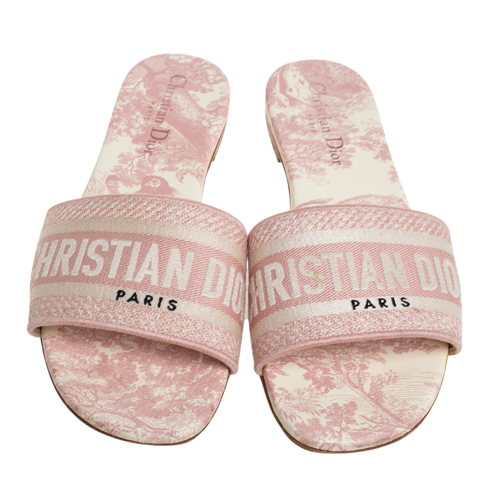 Pink Heritage Print
