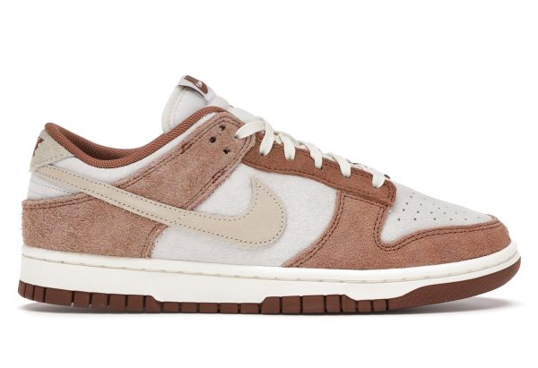 Nike Dunk Low Medium Curry